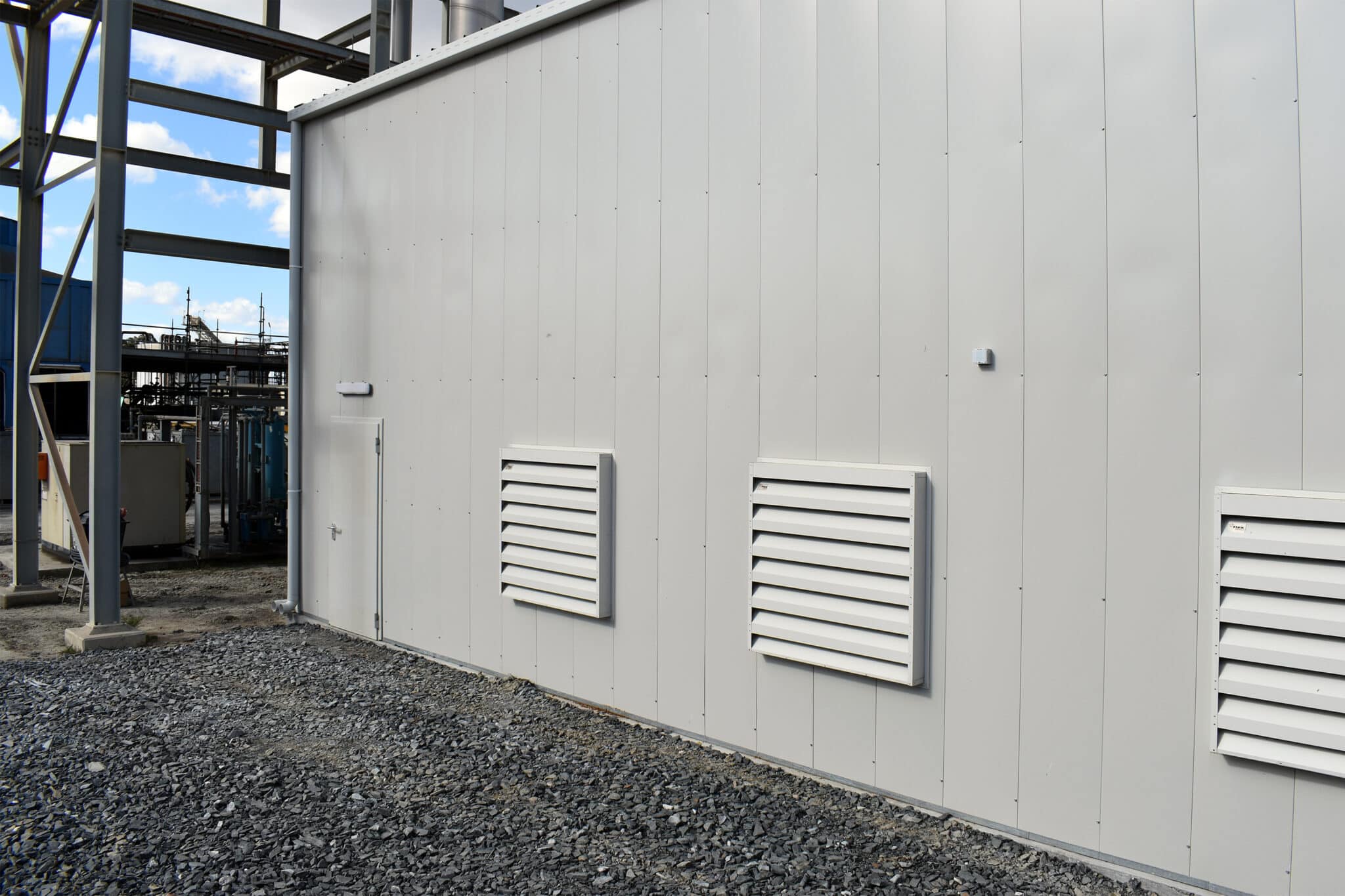 Sonic Series acoustic louvres and Sonic Access PA door for Fosterville Gold