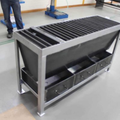 Students use Flexshield gas cutting tables at schools, Trade Training Centres and TAFEs.