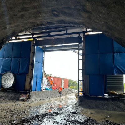 Blue Sonic acoustic curtain in the internal face of a tunnel.