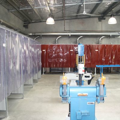 Flexshield WeldflexTM acoustic welding bay and SonicClear grinding bays are protecting students while learning in education facilities.